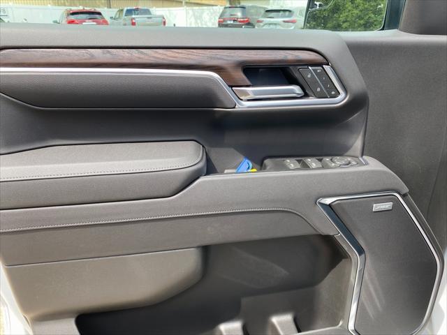new 2025 GMC Sierra 1500 car, priced at $55,695