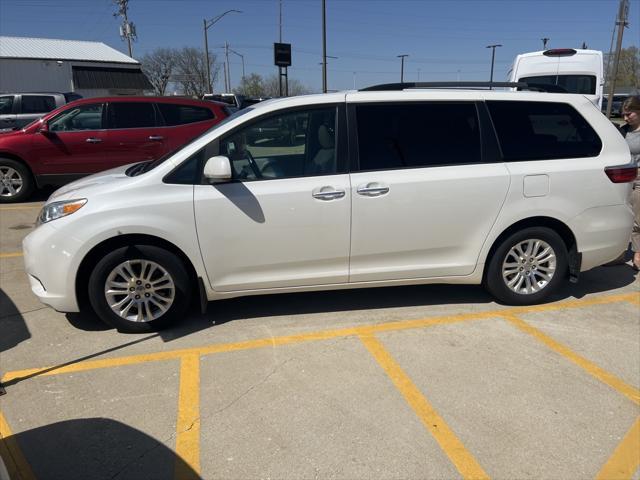 used 2017 Toyota Sienna car, priced at $28,960