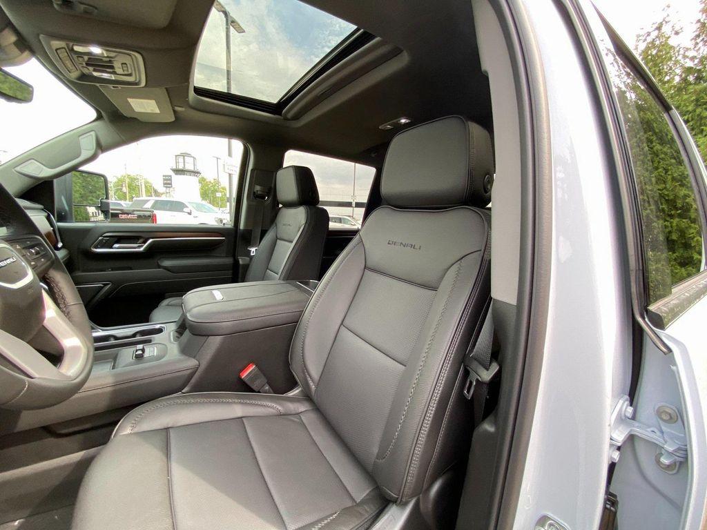 new 2026 GMC Sierra 3500 car, priced at $91,210