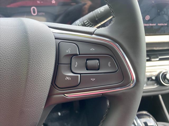 new 2025 Buick Envista car, priced at $24,685