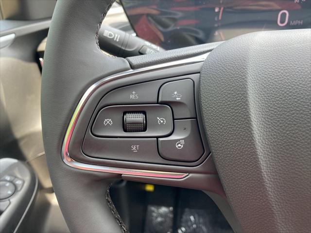 new 2025 Buick Envista car, priced at $24,685