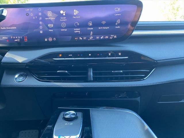new 2025 Buick Enclave car, priced at $46,953