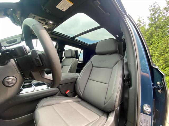 new 2025 GMC Yukon car, priced at $93,570