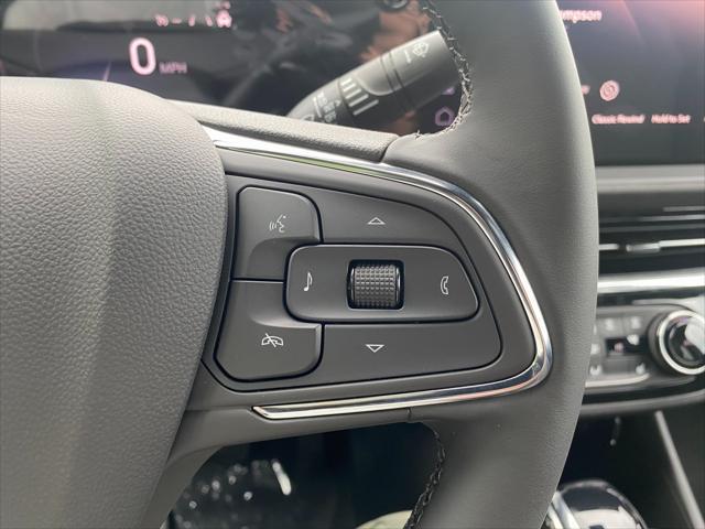 new 2025 Buick Envista car, priced at $26,085