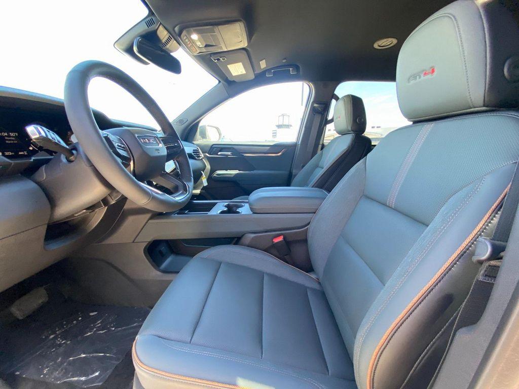 new 2025 GMC Acadia car, priced at $47,145