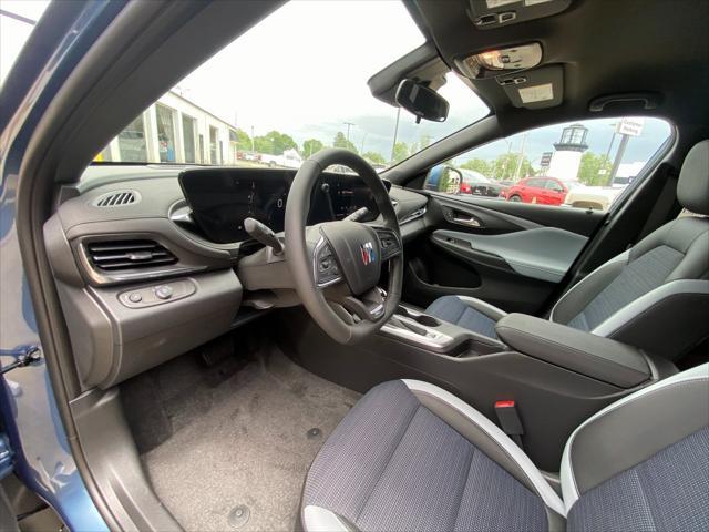 new 2025 Buick Envista car, priced at $25,685