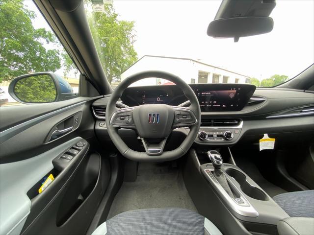 new 2025 Buick Envista car, priced at $25,685