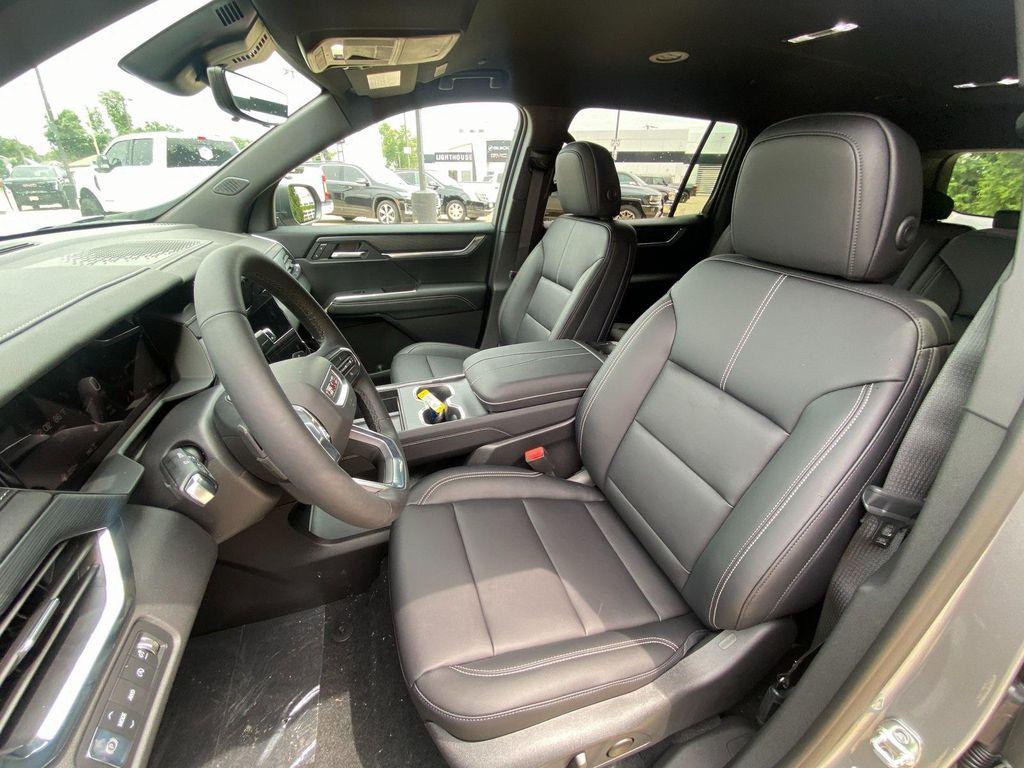 new 2026 GMC Acadia car, priced at $48,375