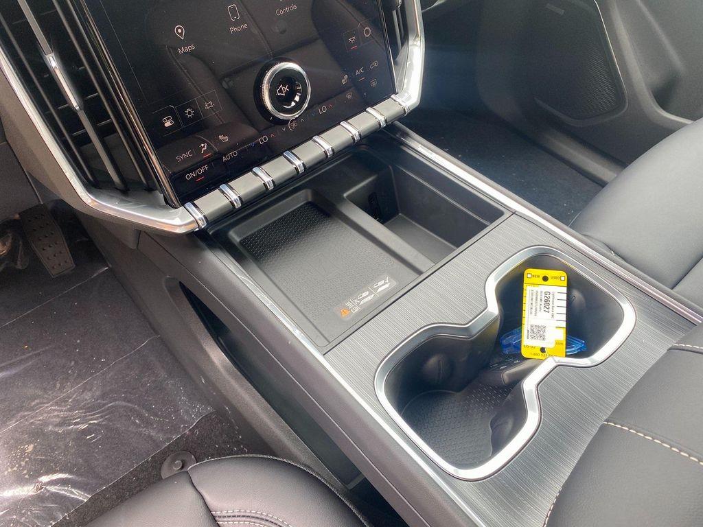 new 2026 GMC Acadia car, priced at $48,375