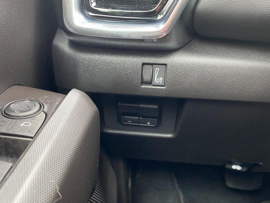 new 2025 GMC Canyon car, priced at $42,745