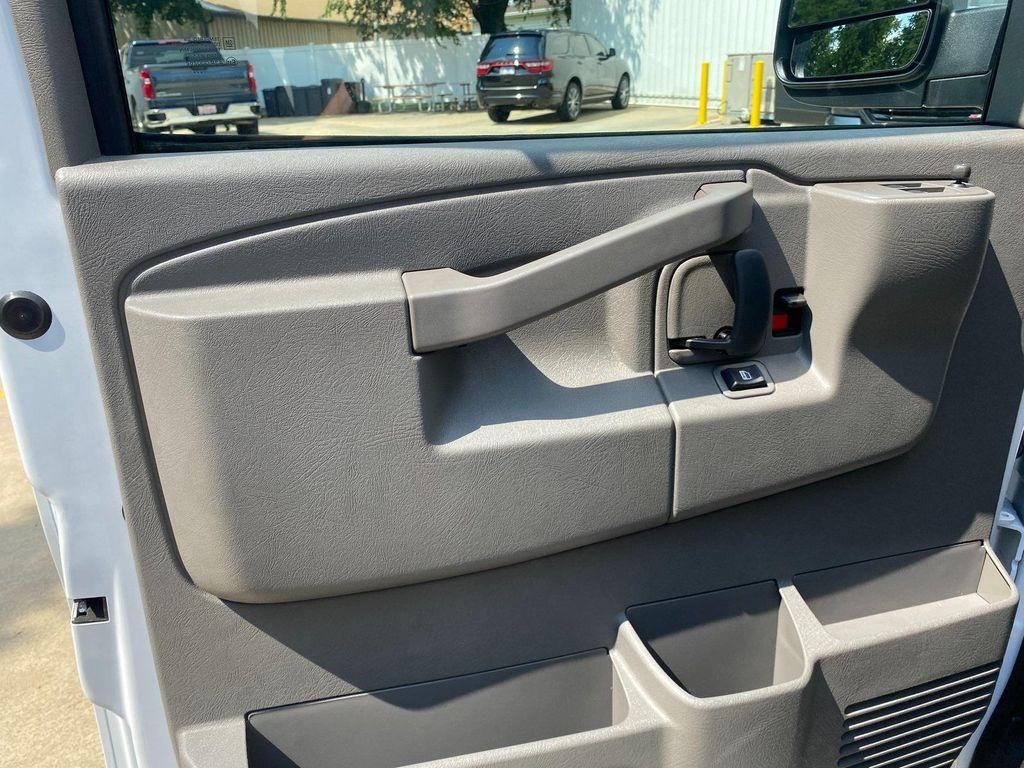 new 2025 GMC Savana 2500 car, priced at $43,692