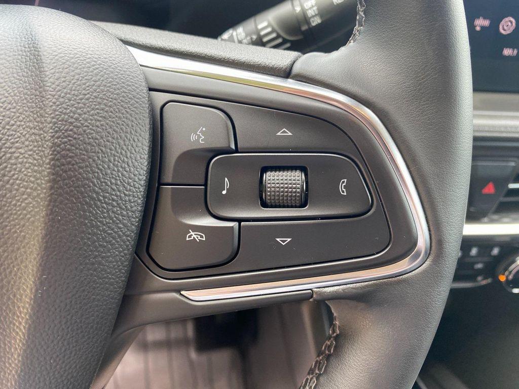 used 2024 Buick Encore GX car, priced at $23,600