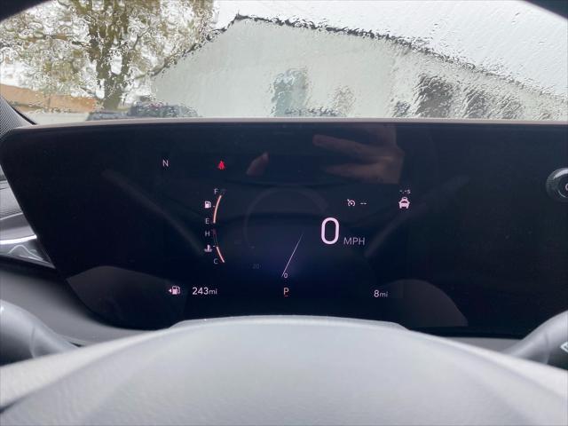 new 2025 Buick Envista car, priced at $24,490