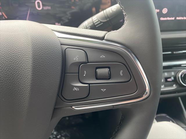 new 2025 Buick Envista car, priced at $26,680