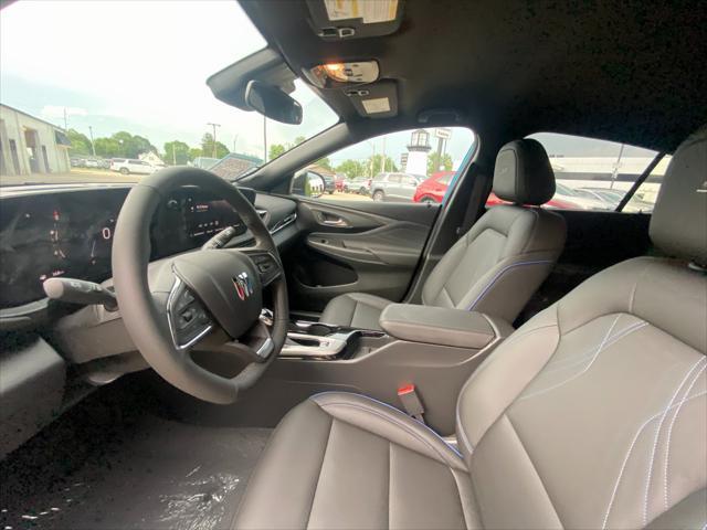 new 2025 Buick Envista car, priced at $26,680