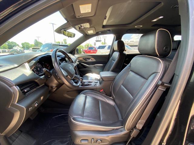 used 2022 Chevrolet Traverse car, priced at $27,400