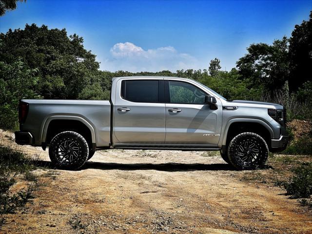 new 2025 GMC Sierra 1500 car, priced at $69,330