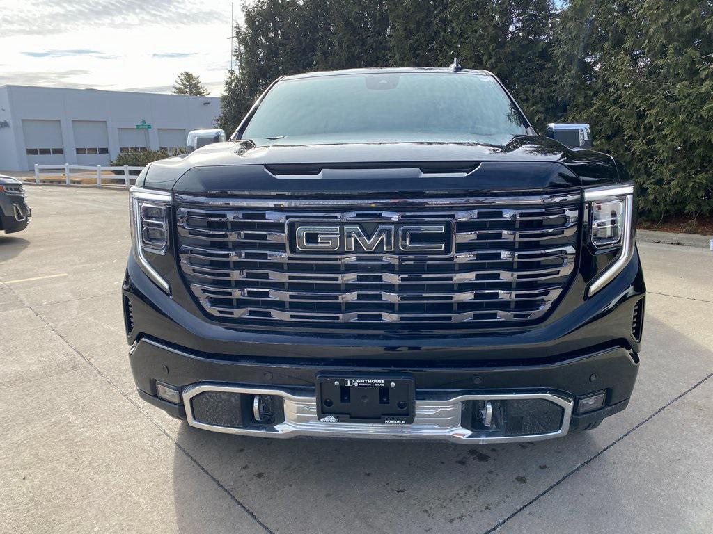 new 2025 GMC Sierra 1500 car, priced at $74,055