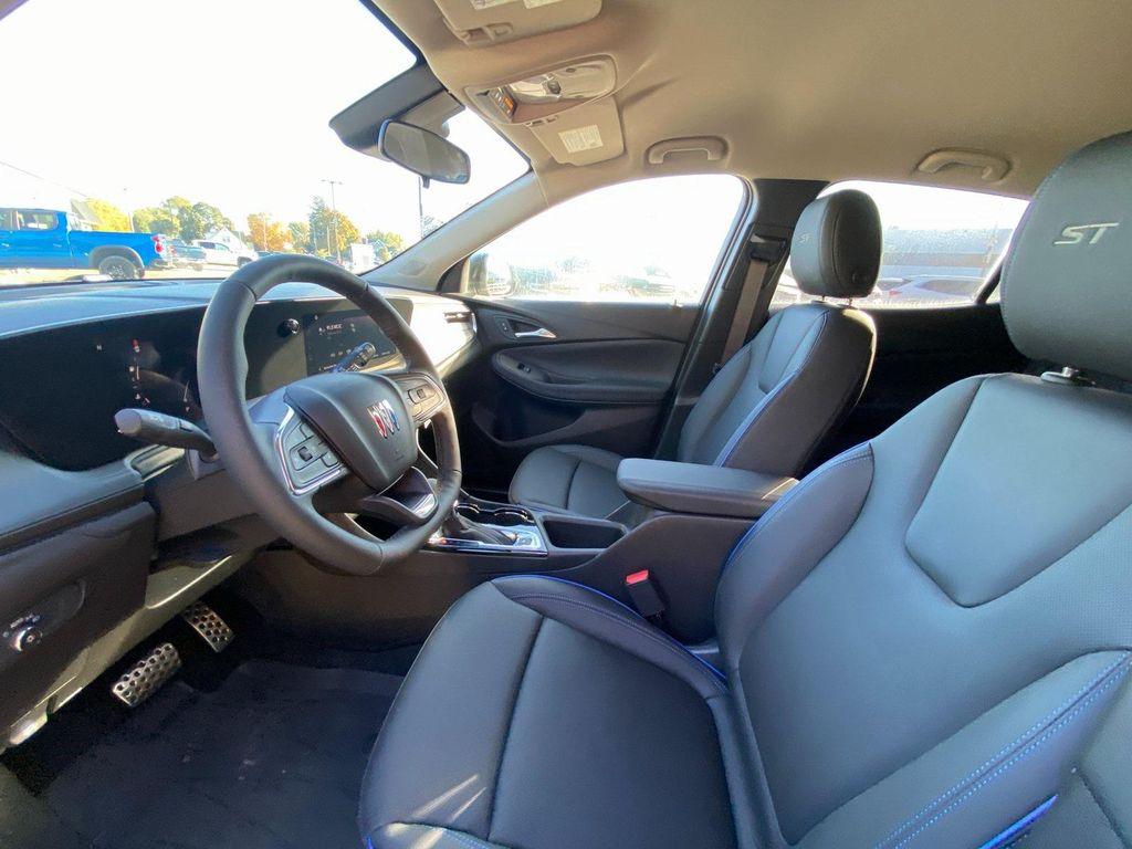 new 2026 Buick Encore GX car, priced at $30,370