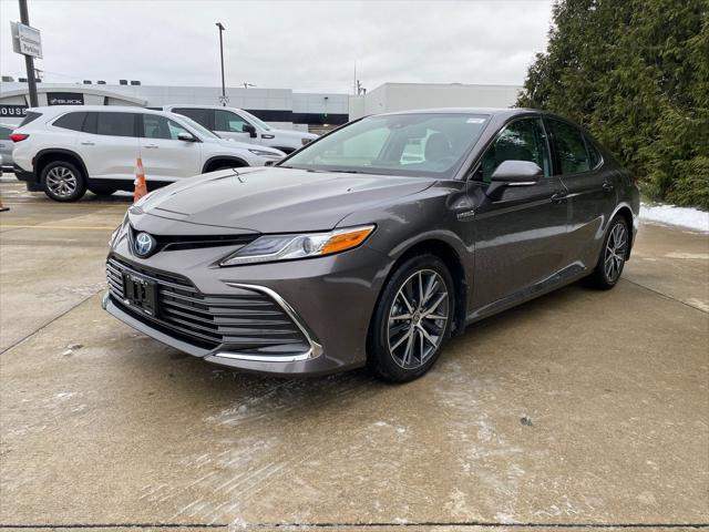 used 2024 Toyota Camry Hybrid car, priced at $32,160