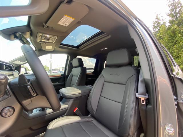 new 2025 GMC Sierra 1500 car, priced at $71,405