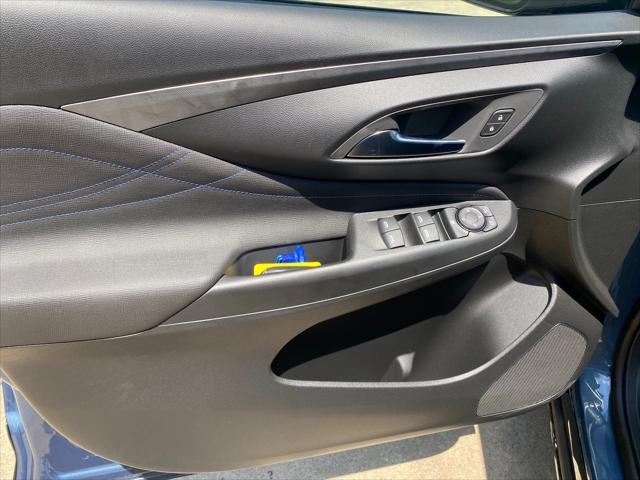 new 2025 Buick Envista car, priced at $26,085