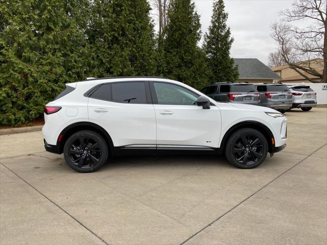 new 2025 Buick Envision car, priced at $39,995