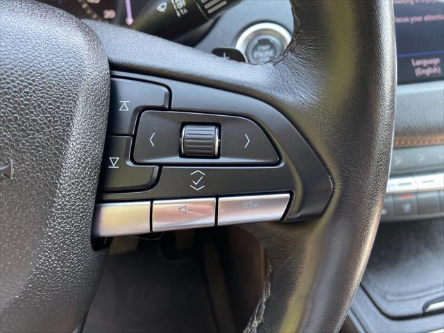 used 2023 Cadillac XT4 car, priced at $29,260