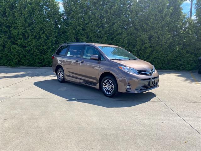 used 2018 Toyota Sienna car