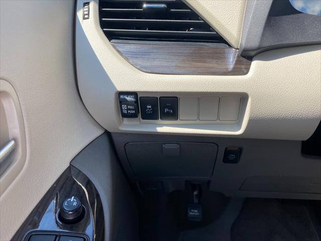 used 2018 Toyota Sienna car, priced at $44,960