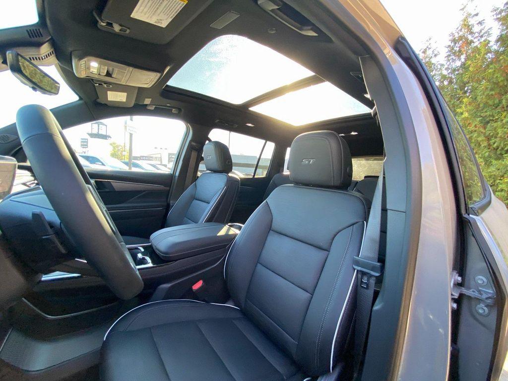 new 2026 Buick Enclave car, priced at $56,300