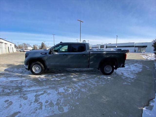 used 2024 GMC Sierra 1500 car, priced at $40,000