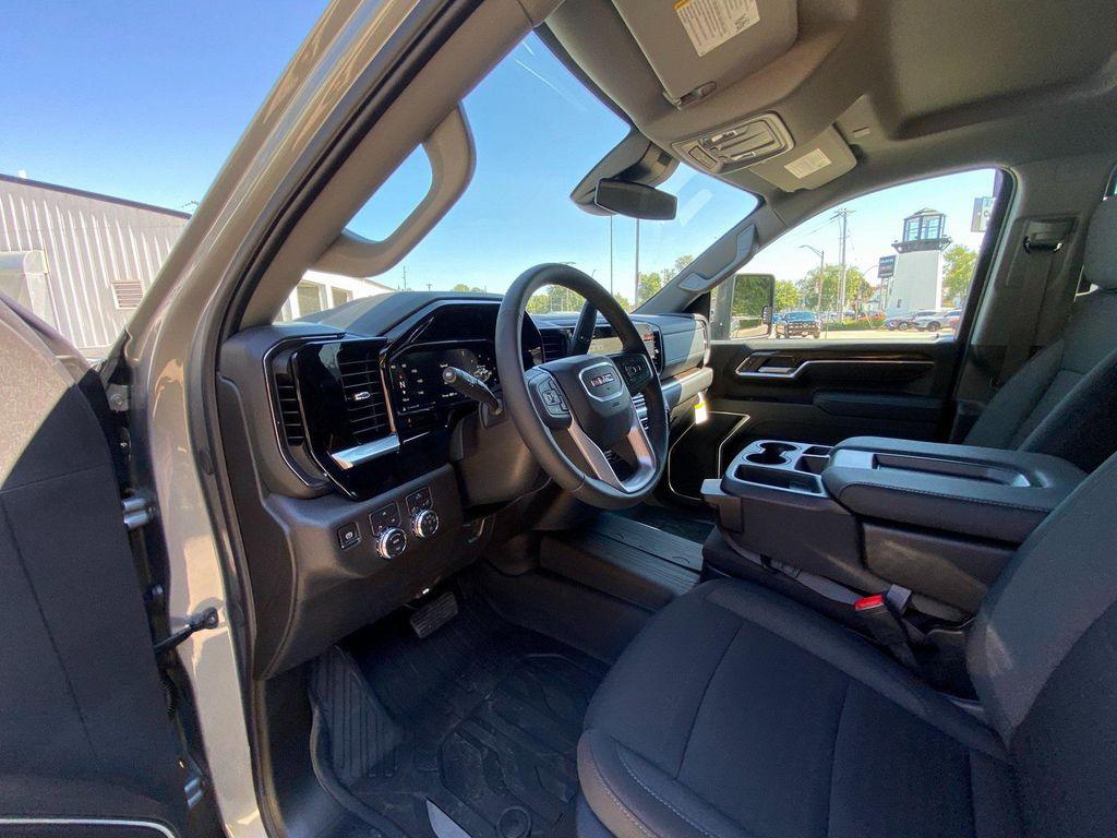 new 2026 GMC Sierra 2500 car, priced at $69,872
