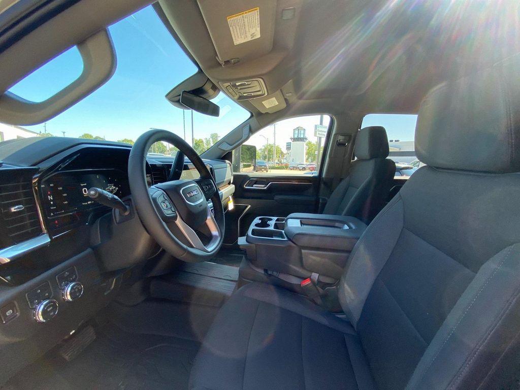 new 2026 GMC Sierra 2500 car, priced at $69,872