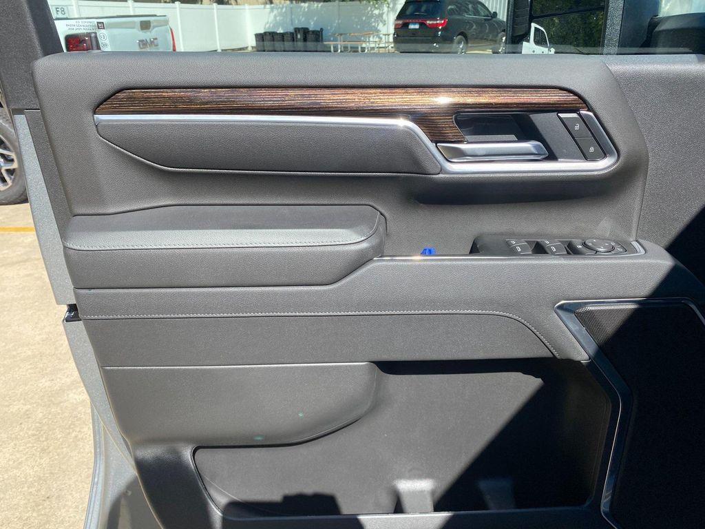 new 2026 GMC Sierra 2500 car, priced at $69,872