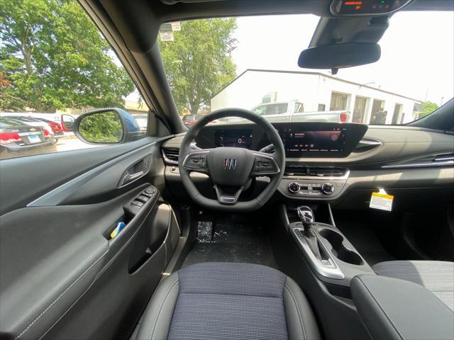 new 2025 Buick Envista car, priced at $24,685