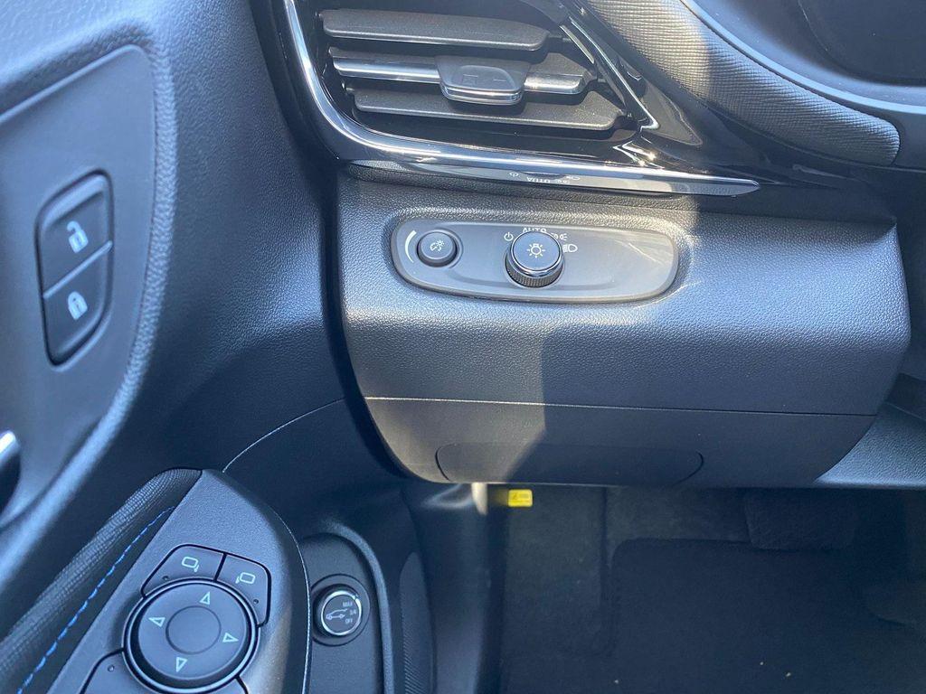 new 2026 Buick Envista car, priced at $29,075