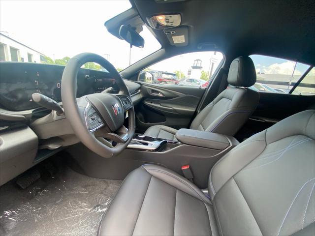 new 2025 Buick Envista car, priced at $26,680