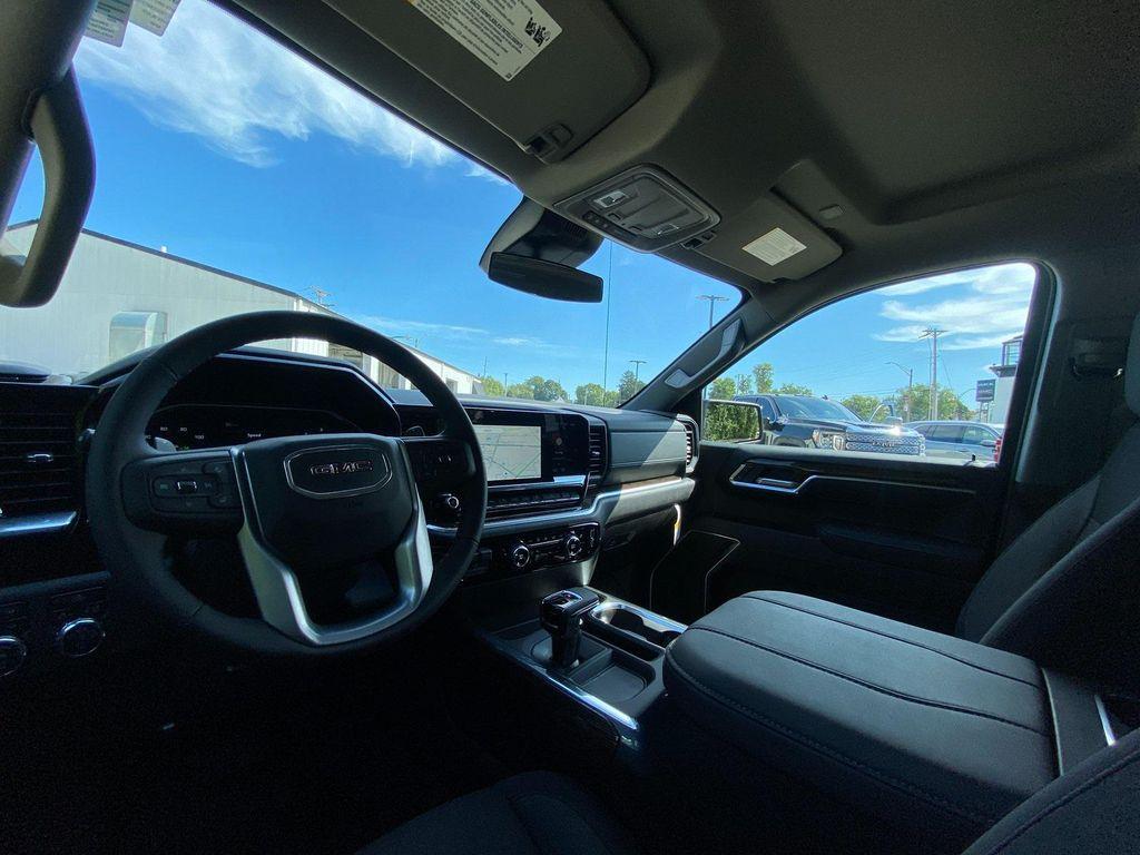 new 2026 GMC Sierra 1500 car, priced at $55,722