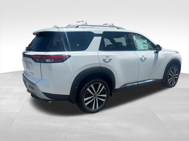new 2025 Nissan Pathfinder car, priced at $49,578