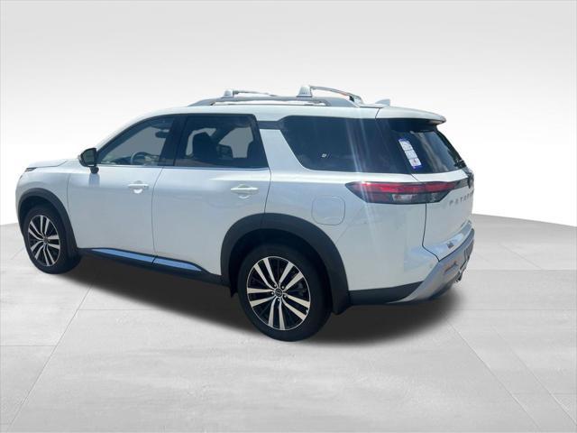 new 2025 Nissan Pathfinder car, priced at $49,578
