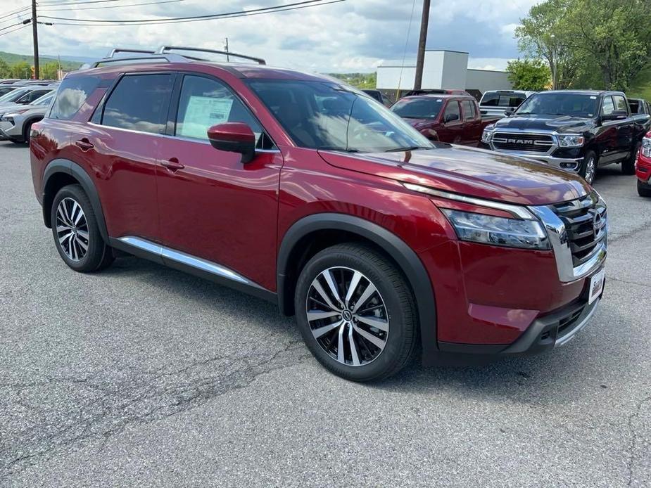 new 2024 Nissan Pathfinder car, priced at $50,941