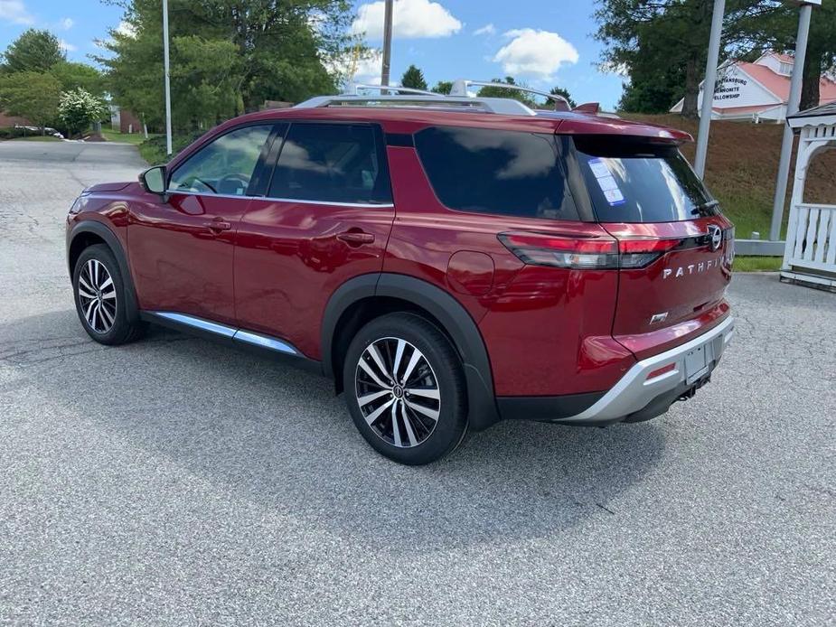new 2024 Nissan Pathfinder car, priced at $50,448