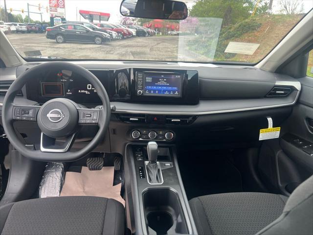 new 2025 Nissan Kicks car, priced at $25,254