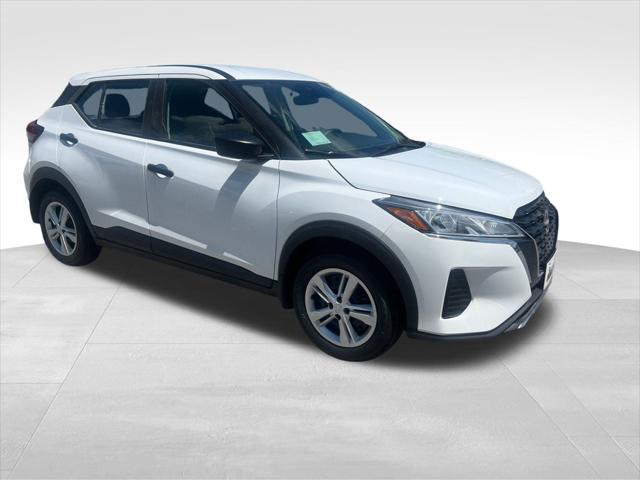 new 2025 Nissan Kicks car, priced at $23,179