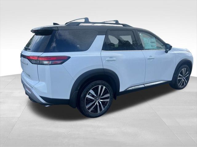new 2025 Nissan Pathfinder car, priced at $48,752
