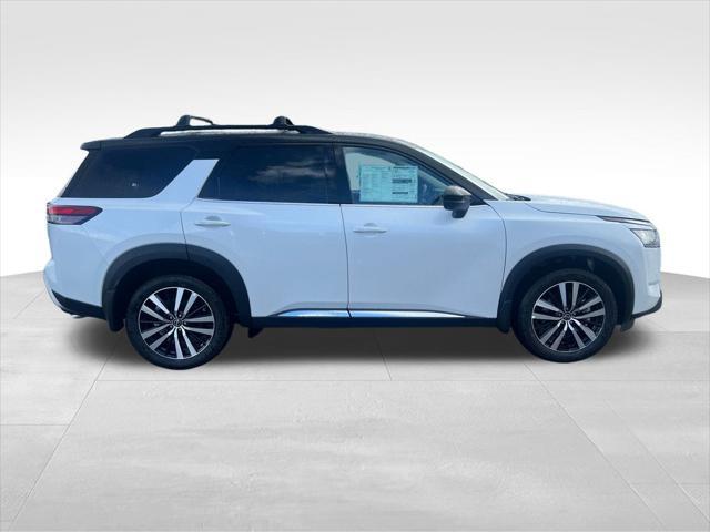 new 2025 Nissan Pathfinder car, priced at $48,752