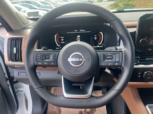 new 2025 Nissan Pathfinder car, priced at $48,752