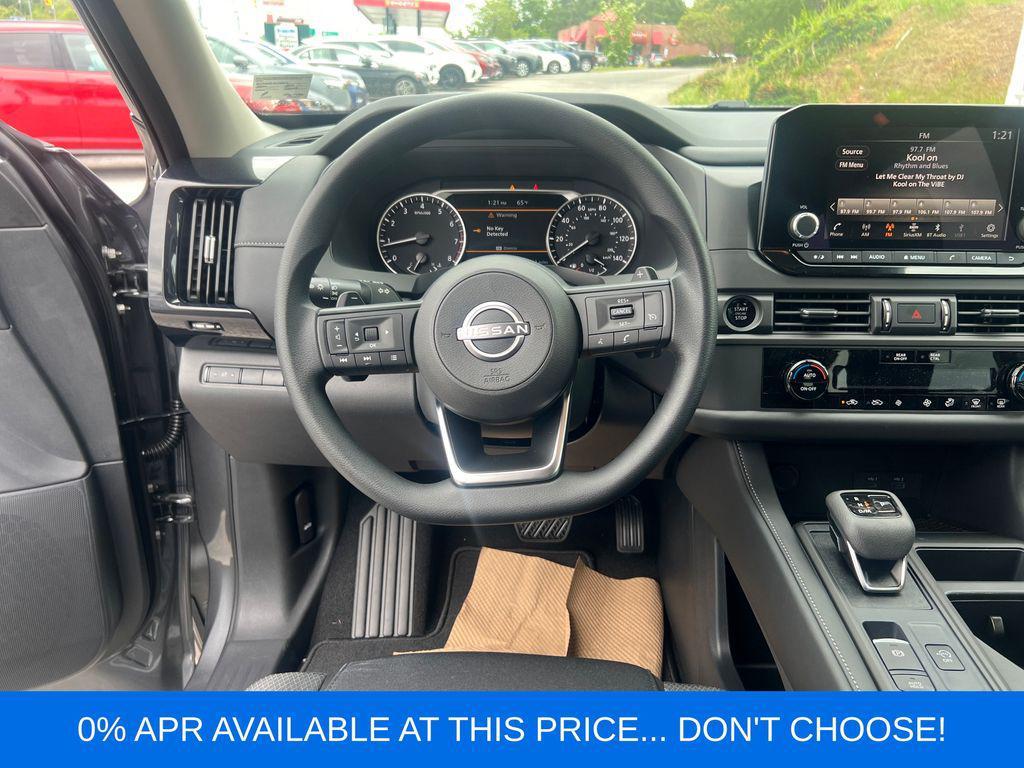 new 2025 Nissan Pathfinder car, priced at $36,904