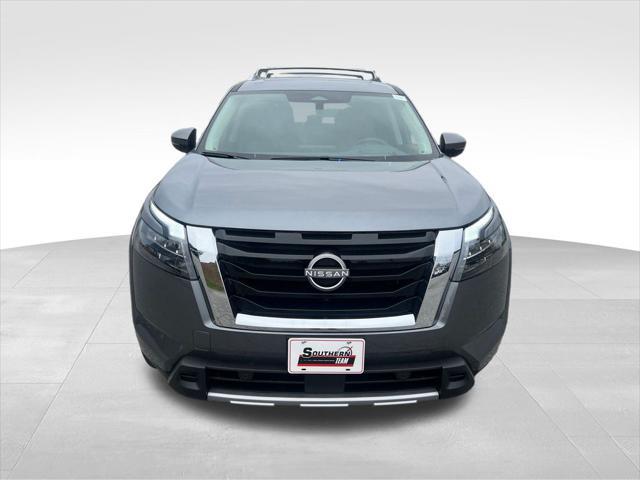 new 2025 Nissan Pathfinder car, priced at $53,205